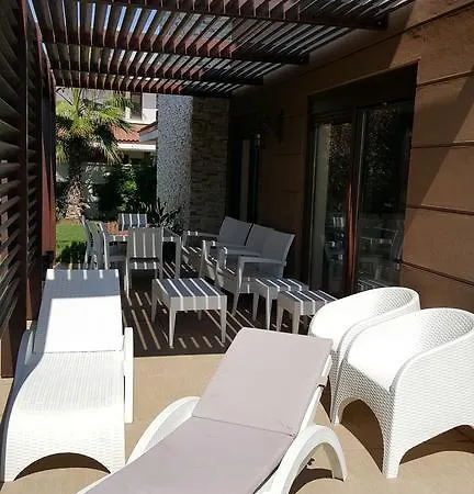 Villa Larissa Villalari *