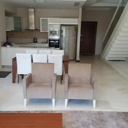 Larissa Villalari Villa Belek